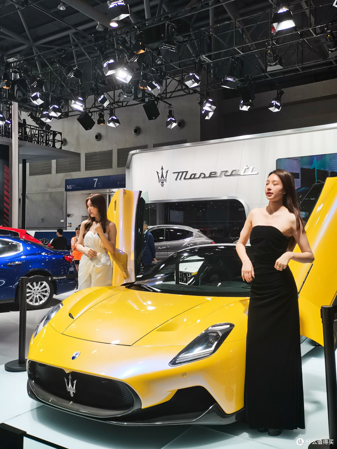 人间值得游篇三迟来1年的车展晒单重庆2021车展随逛