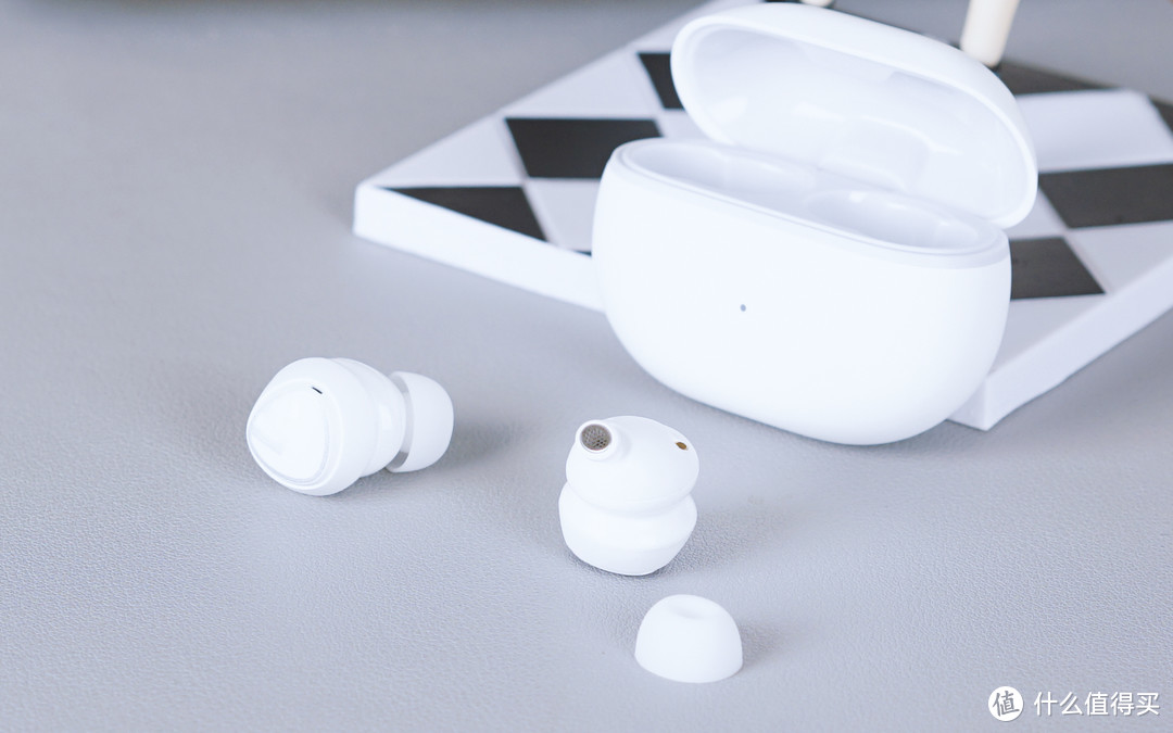 SoundPEATS 泥炭 Mini Pro 主动降噪耳机测评：高品质聆听体验，性价比首选！