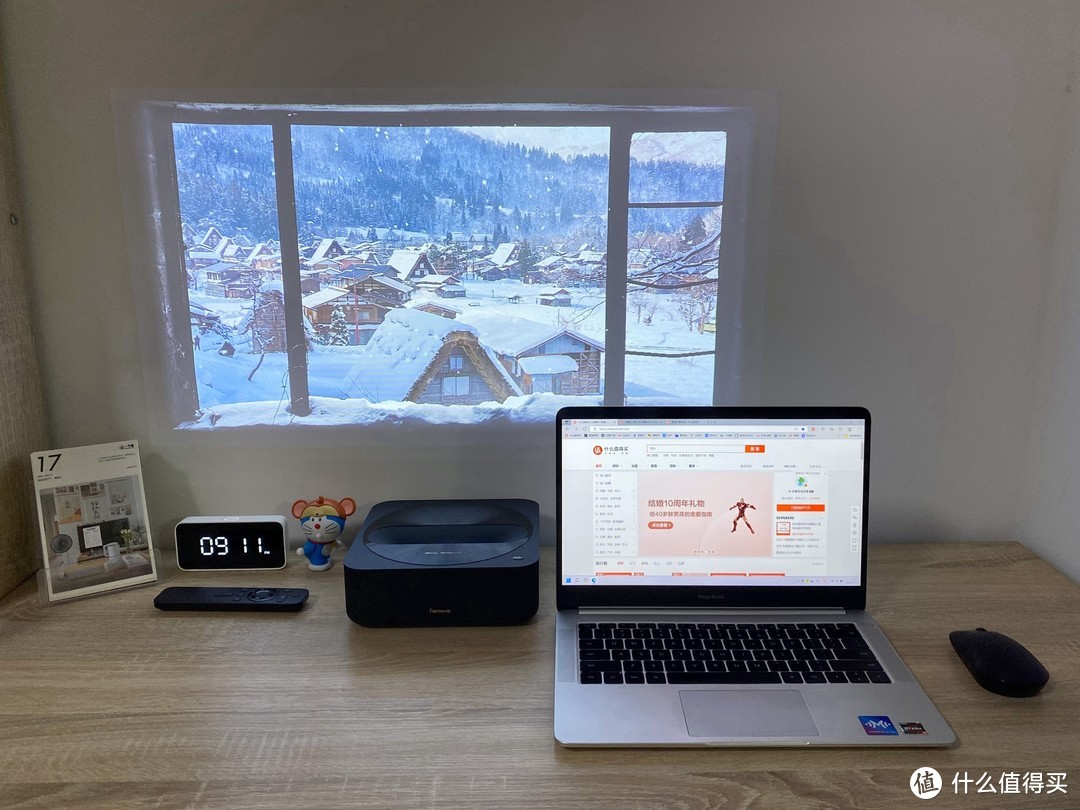 墙面桌面，面面俱到！拥有一台超短焦激光投影仪是种什么体验