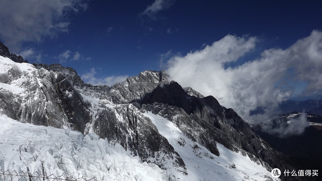 雪山景色