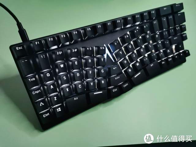X-Bows Lite人体工学机械键键盘让你告别手腕酸痛