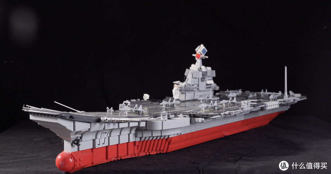 2020年，森宝积木拿到航母山东舰的IP，推出“山东舰”国潮积木，001号产品获中国军事博物馆永久收藏。
