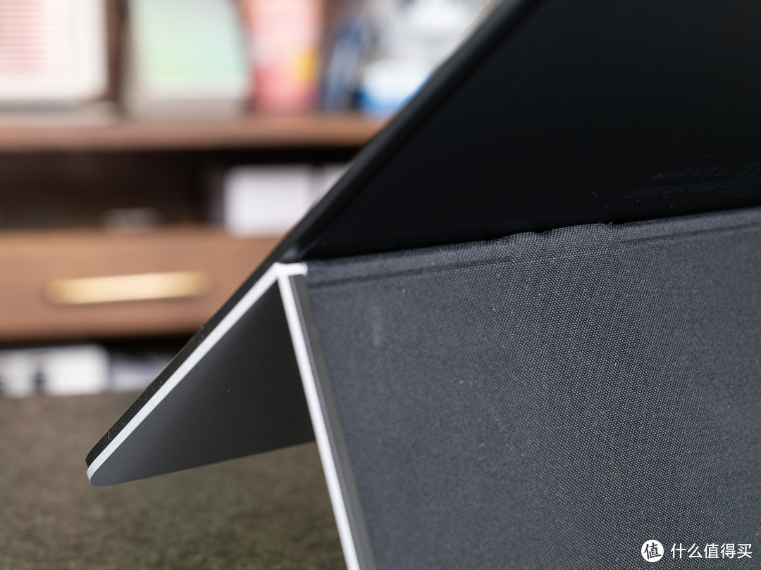 高效又专业是怎样的体验？“善变”的Surface Laptop Studio助力职场精英之路