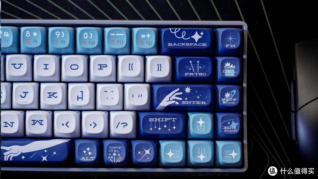 最简单的客制化的键盘方案！Lofree洛斐小翘机械键盘
