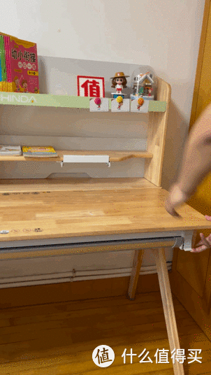 能从小用到大的学习桌——斯芬达小鹿实木桌椅开箱+使用分享！