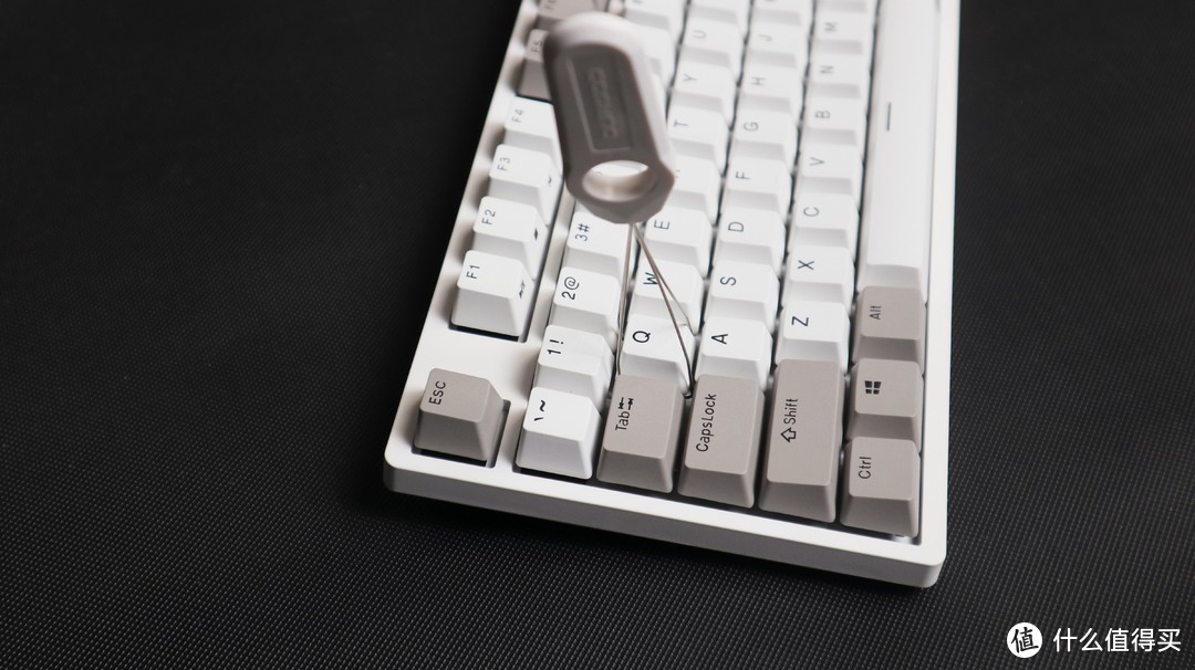 手感和颜值俱佳，杜伽DURGOD K320机械键盘使用分享