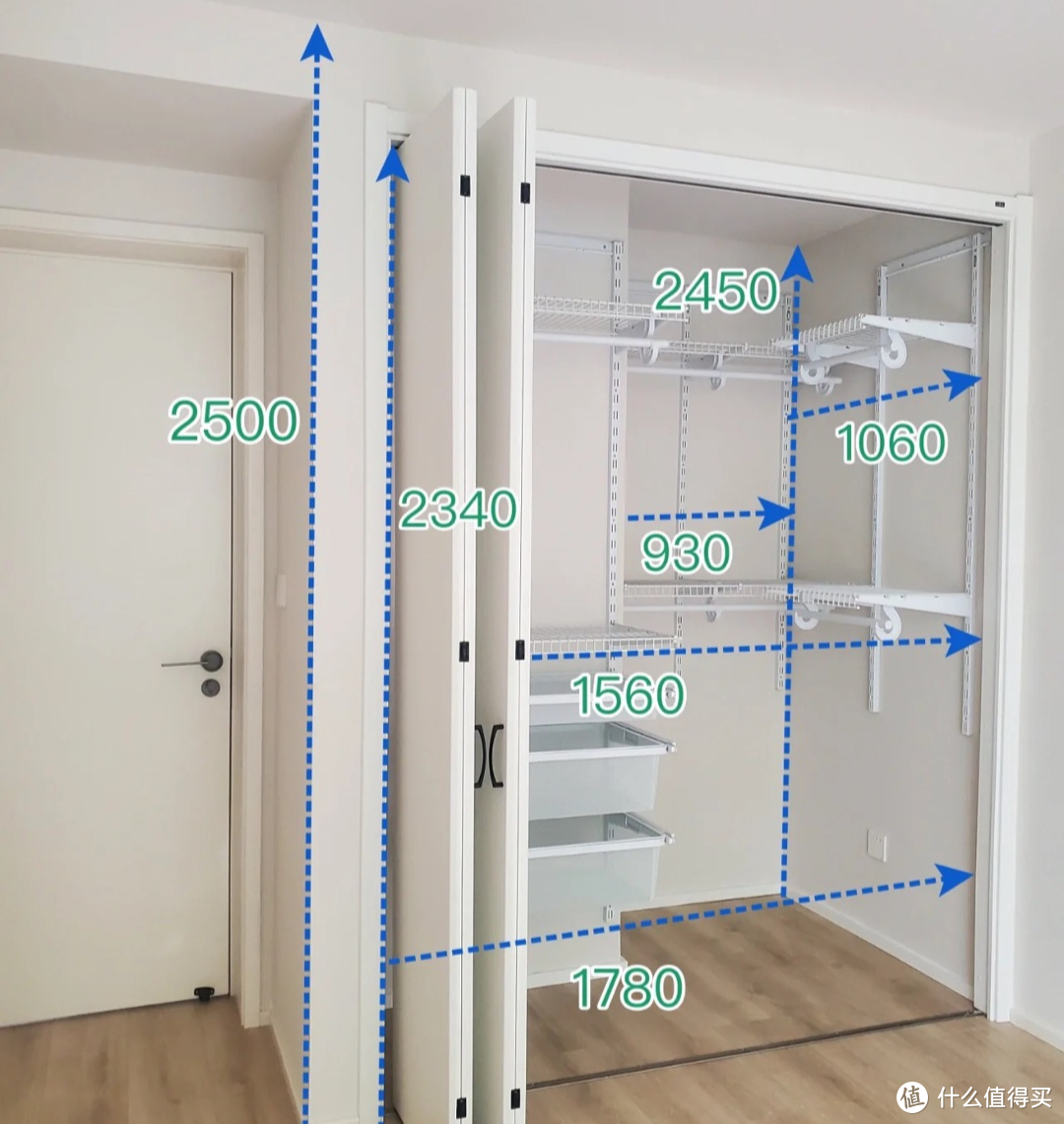 彻底放弃衣柜，500元砌墙搞衣帽区，我膨胀了
