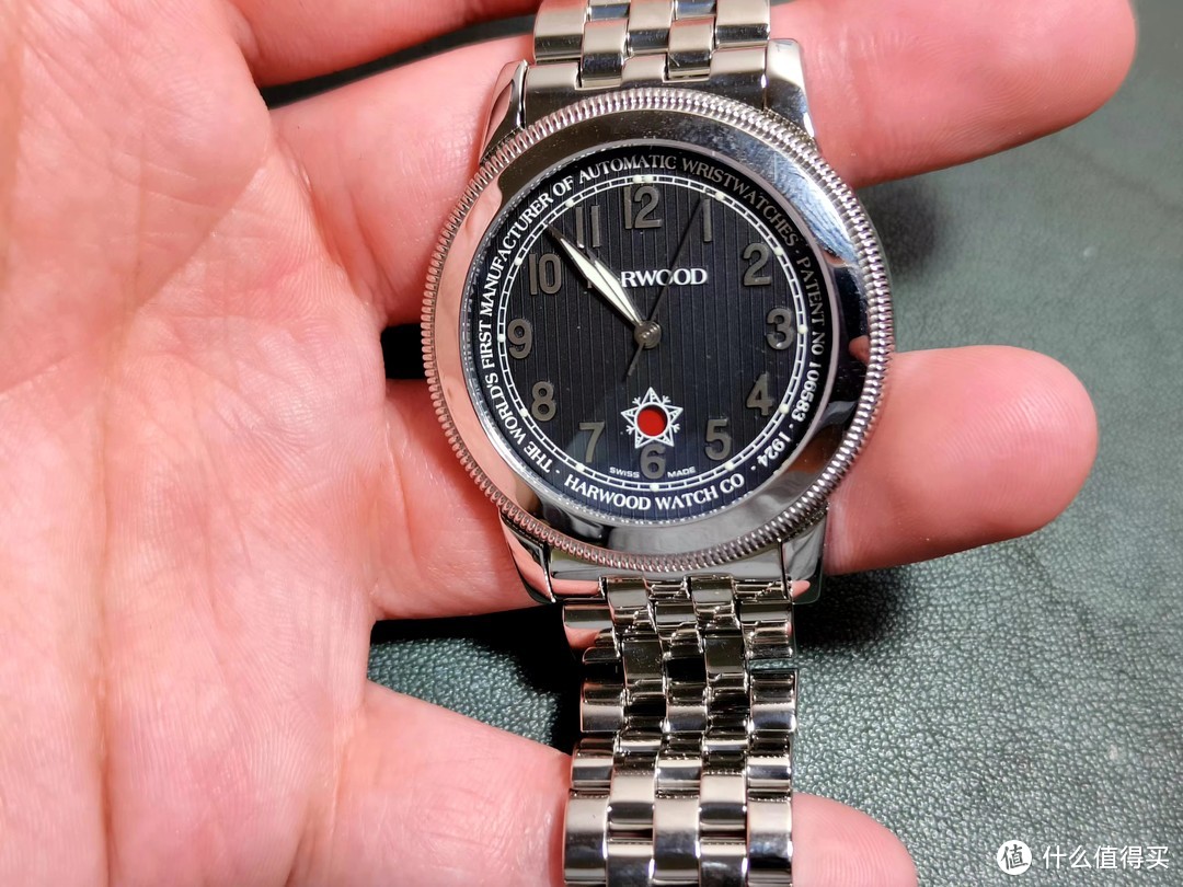 harwood（夏活）：第一款自动机芯复古手表 