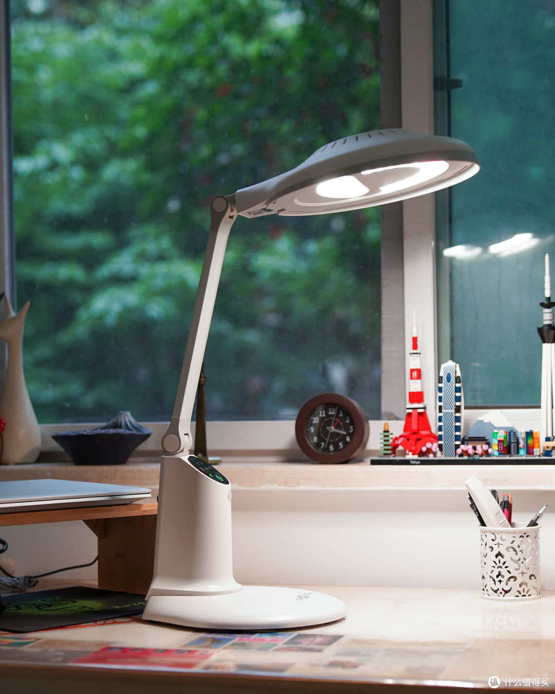 爱德华医生护眼灯体验:一切为了护眼着想_普通台灯_什么值得买