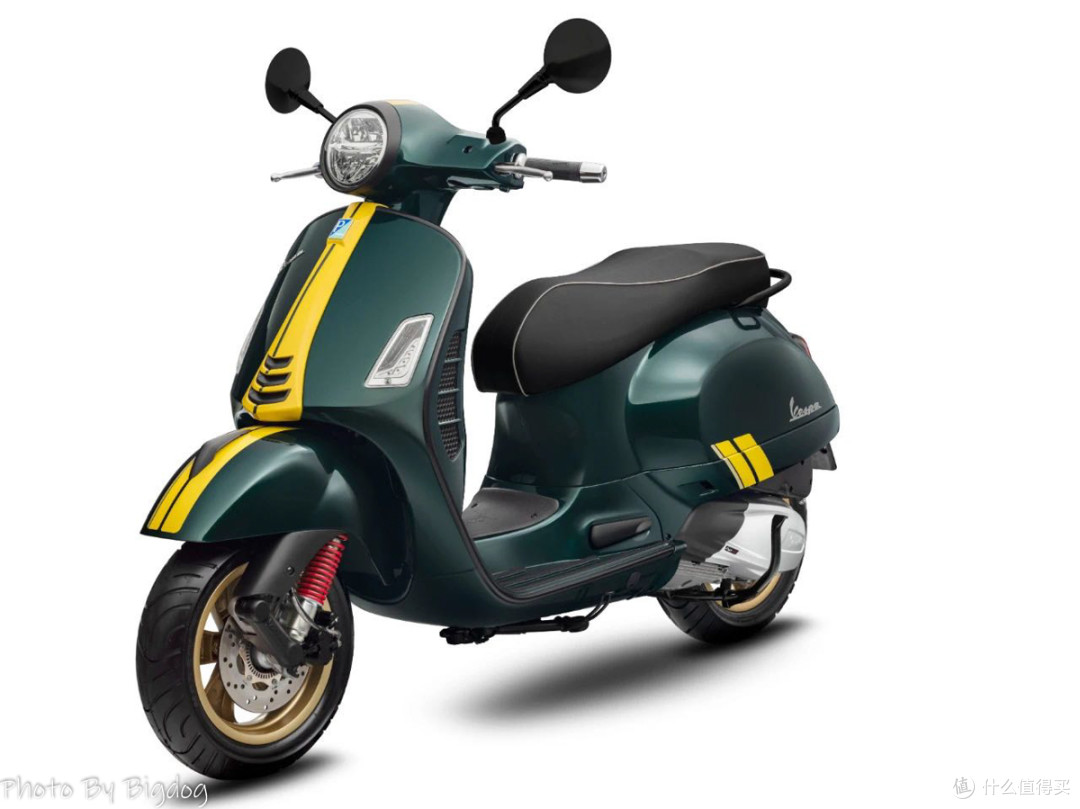 vespa gts300 60周年赛道版花 2000公里有感&nbsp