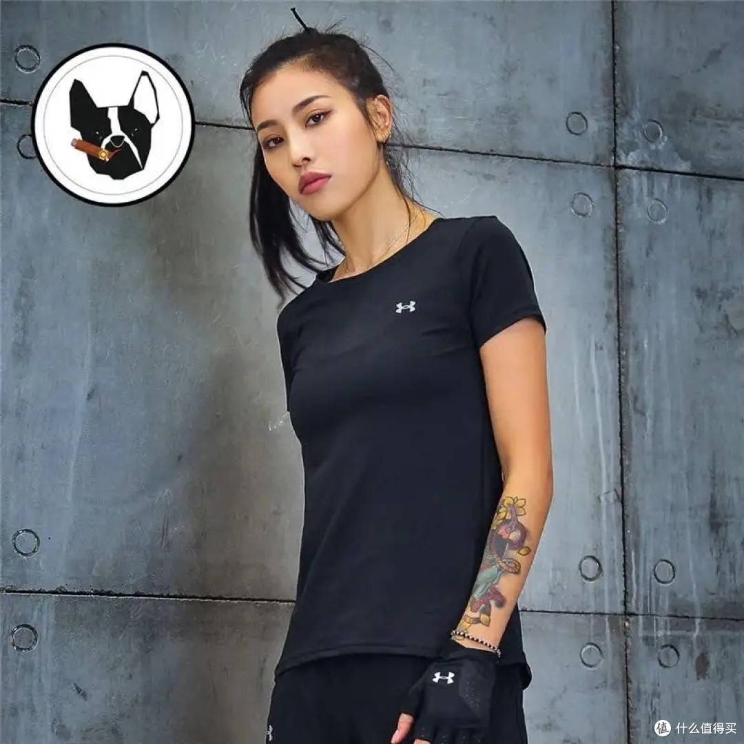 安德玛的女粉丝们,对不起我来晚了