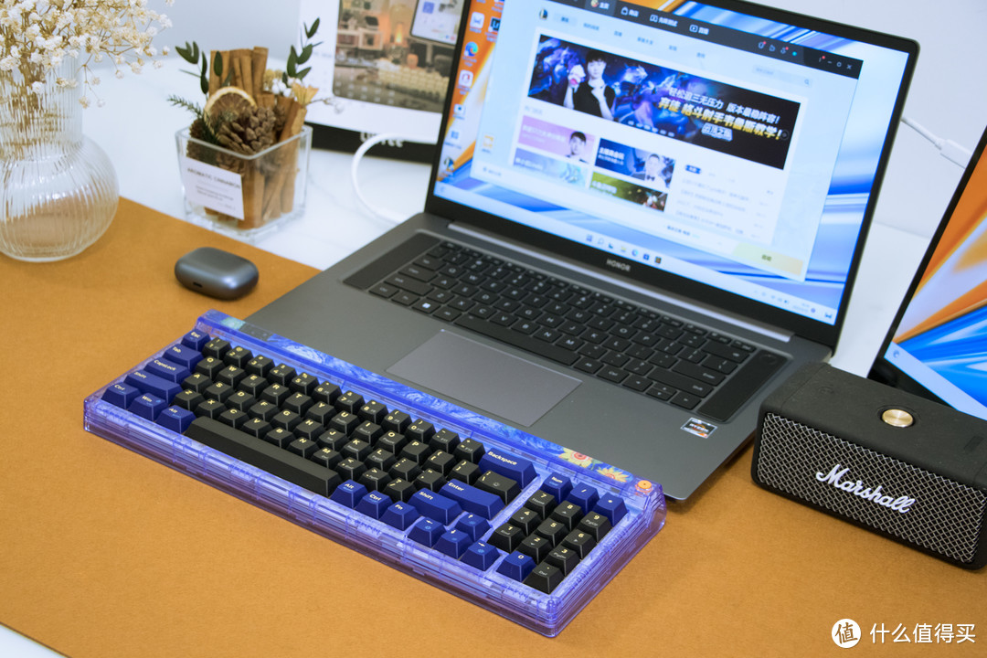 键盘上的画布，新贵GM780三模机械键盘，诠释什么叫作键盘美