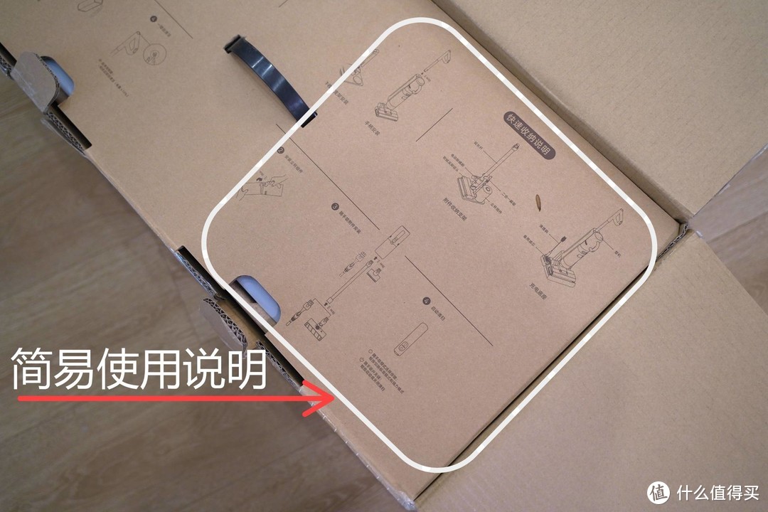 新款洗地机开始卷起来了。追觅M12可以兼顾吸尘器这个设计绝了