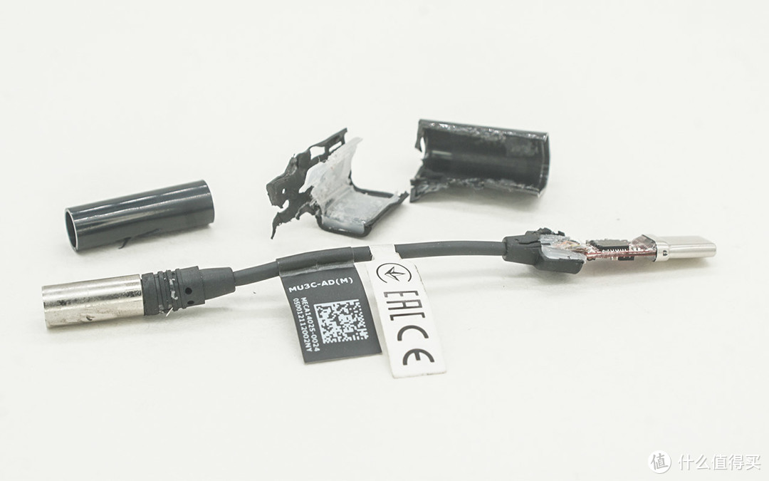 华硕USB-C转3.5mm耳机转接头拆解Hi-Res AUDIO认证DAC转接器音频转接线MU3C-AD(M)MECA14025-0024 ESS 9260Q