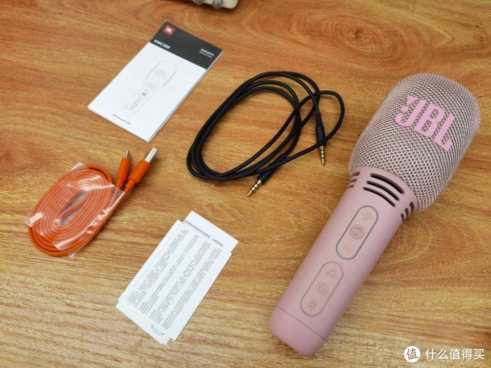 瞬间音质提升，能唱歌还能变声，JBL KMC300无线麦克风体验