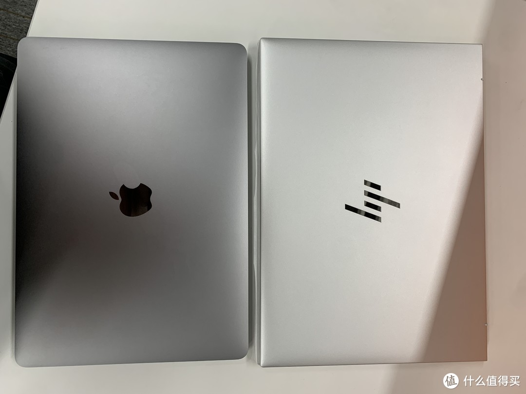 与13.3寸MacBook Pro大小对比