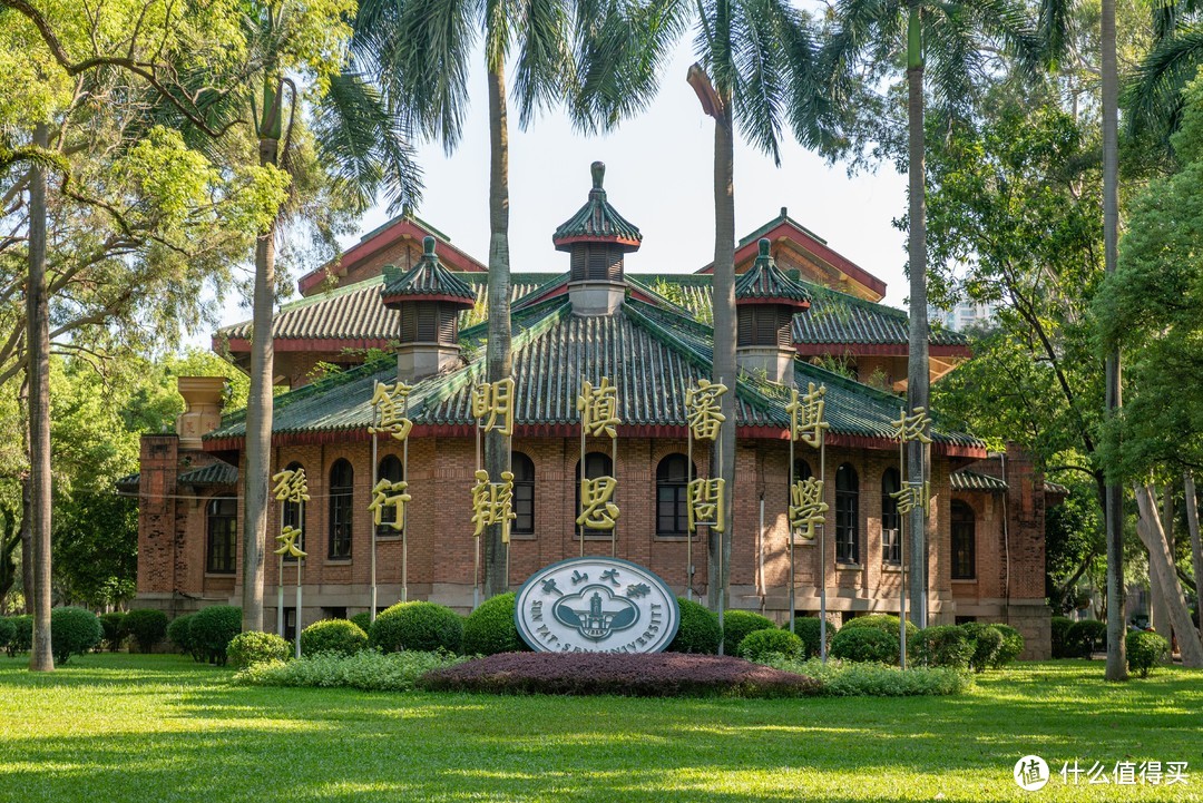 又到了填报志愿的季节，国内5大最美大学校园排名——最美风景照拍起来