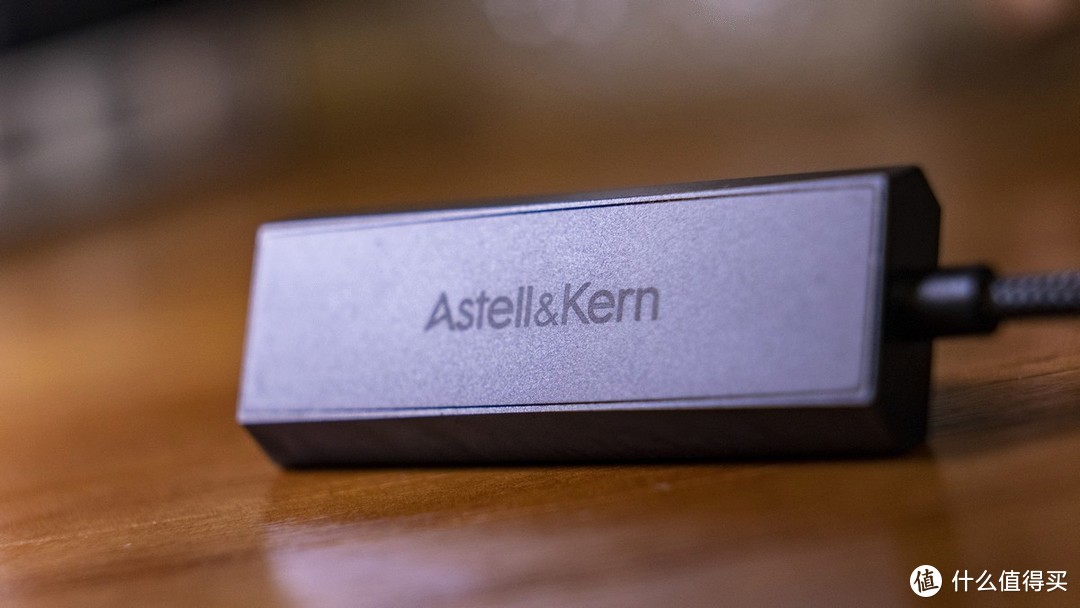 Astell&Kern HC2 上手玩：只有4.4mm耳机孔，但不是坏事_耳机放大器_ 
