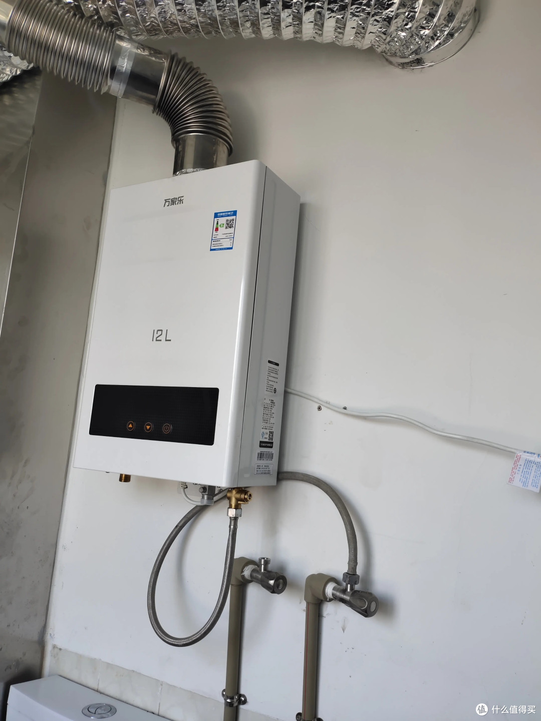 电热水器和燃气热水器哪个好？通过5个方面的对比，终于有答案了