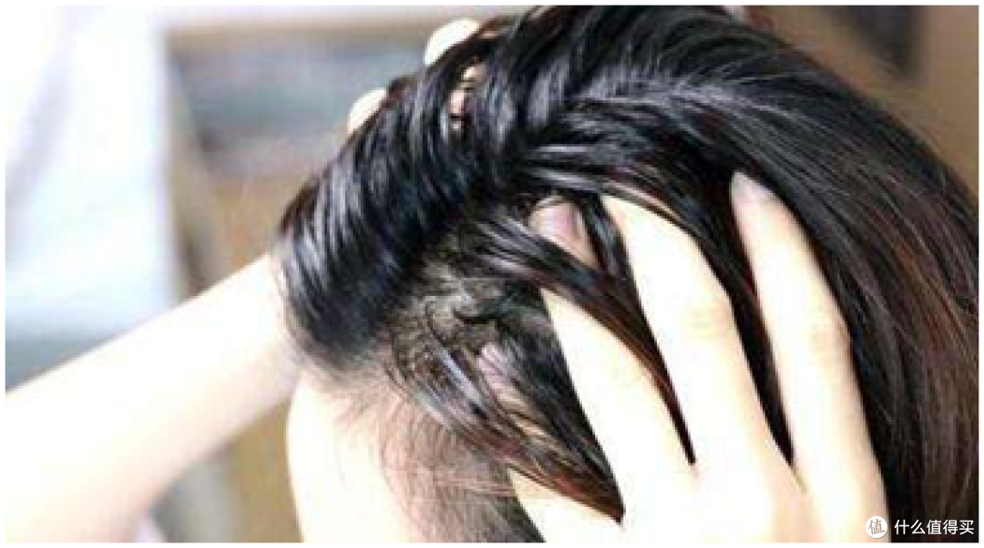 油性头发用什么洗发水最好?讲真，平衡油脂分泌比控油牛多了