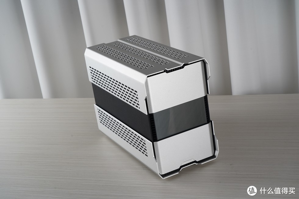 追风者 Evolv Shift XT P121 机箱装机展示