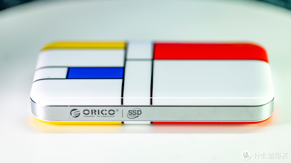 固态硬盘里的颜值天花板，ORICO奥睿科 蒙太奇MTQ 固态移动硬盘开箱
