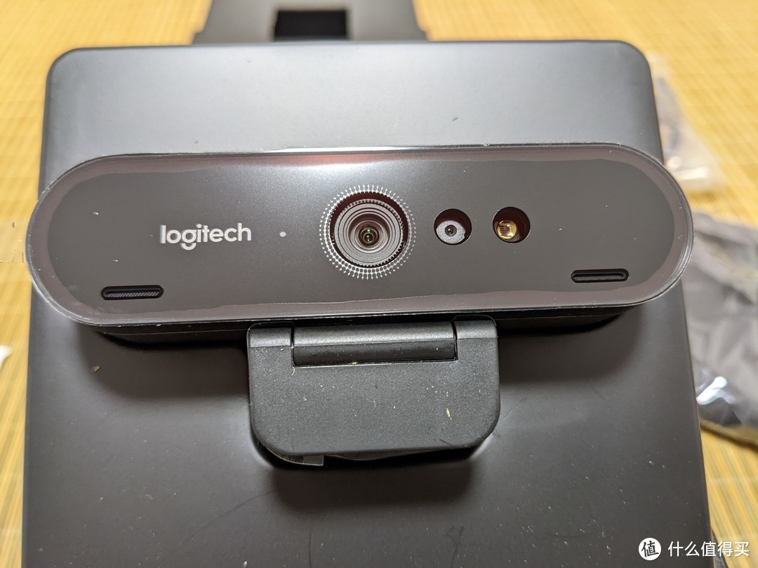罗技 Logitech BRIO C1000s 4K 网络摄像头 仅开箱非测评 HDR Windows Hello RightLight 3