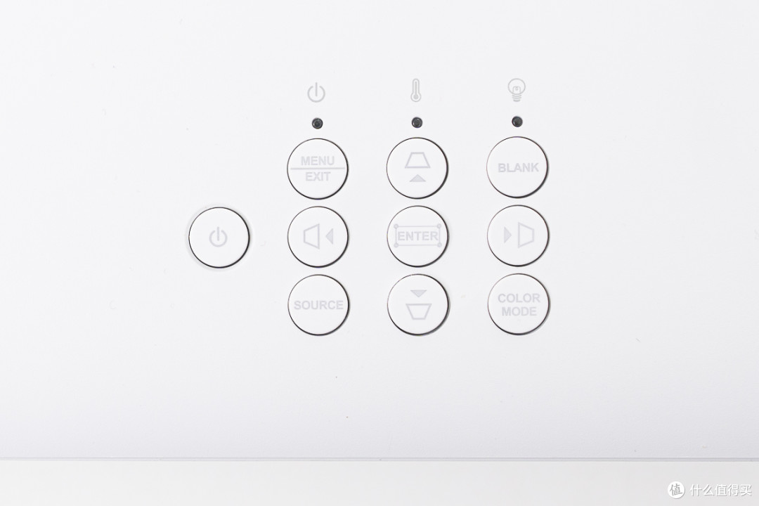 4K投影仪怎么选？灯泡还是LED，对比实测告诉你答案，优派K701-4k VS 极米 RS Pro2