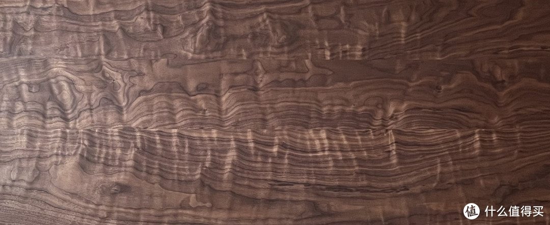 满版黑胡桃水波纹,图片由"为信治木"提供.