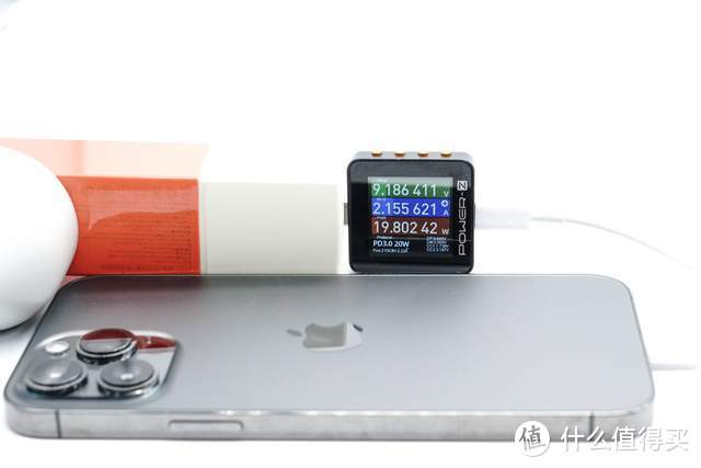 二合一双充身份，是充电宝也是充电器，移速5000mAh充电魔术棒评测