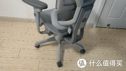 双背动态支撑，久坐不累：网易严选工程师系列工学椅体验