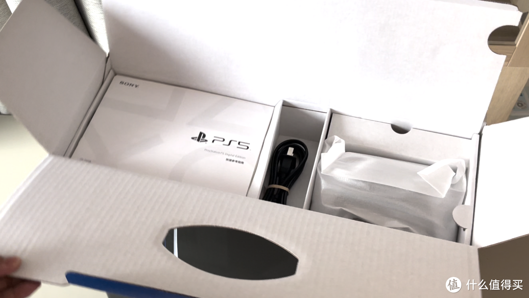 索尼PS5国行游戏机 数字版单手柄套装开箱分享