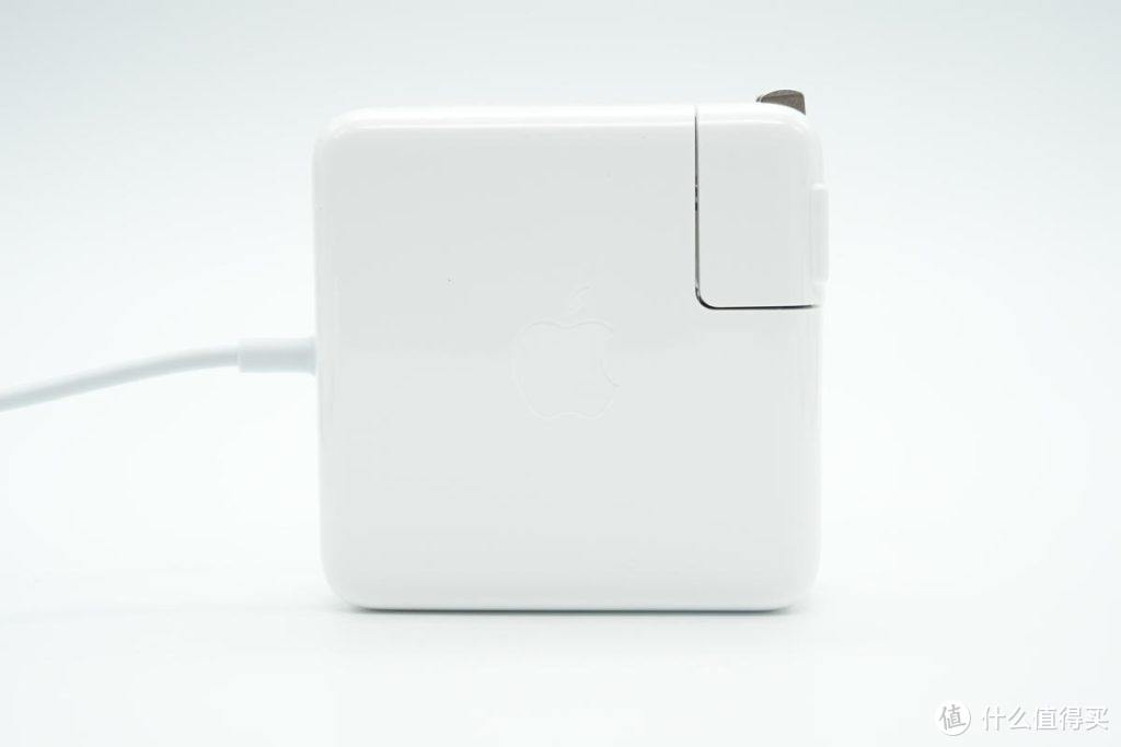 拆解报告：Apple苹果60W MagSafe充电器A1344