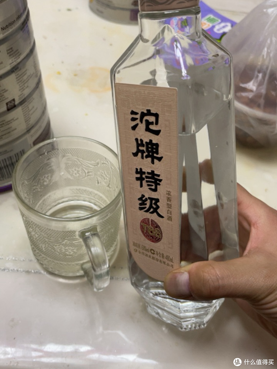 “光瓶白酒”为何越来越受欢迎？原因有2点，好喝又实惠，行家都知道