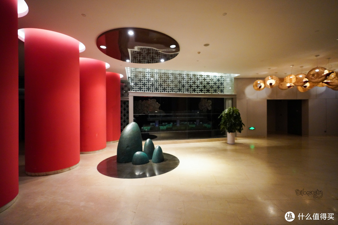 国内最便宜的艾美酒店~青岛西海岸艾美酒店 海景露台套房体验
