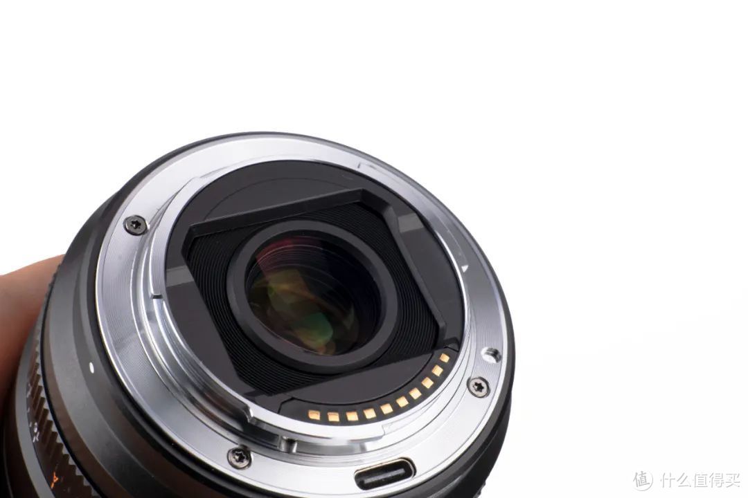 唯卓仕13mm F1.4 广角大光圈自动对焦镜头 E/Z卡口测评  