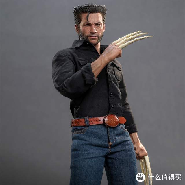 两种狼爪三套衣服，狼叔的牌面，HotToys推出《逆转未来》版金刚狼人偶