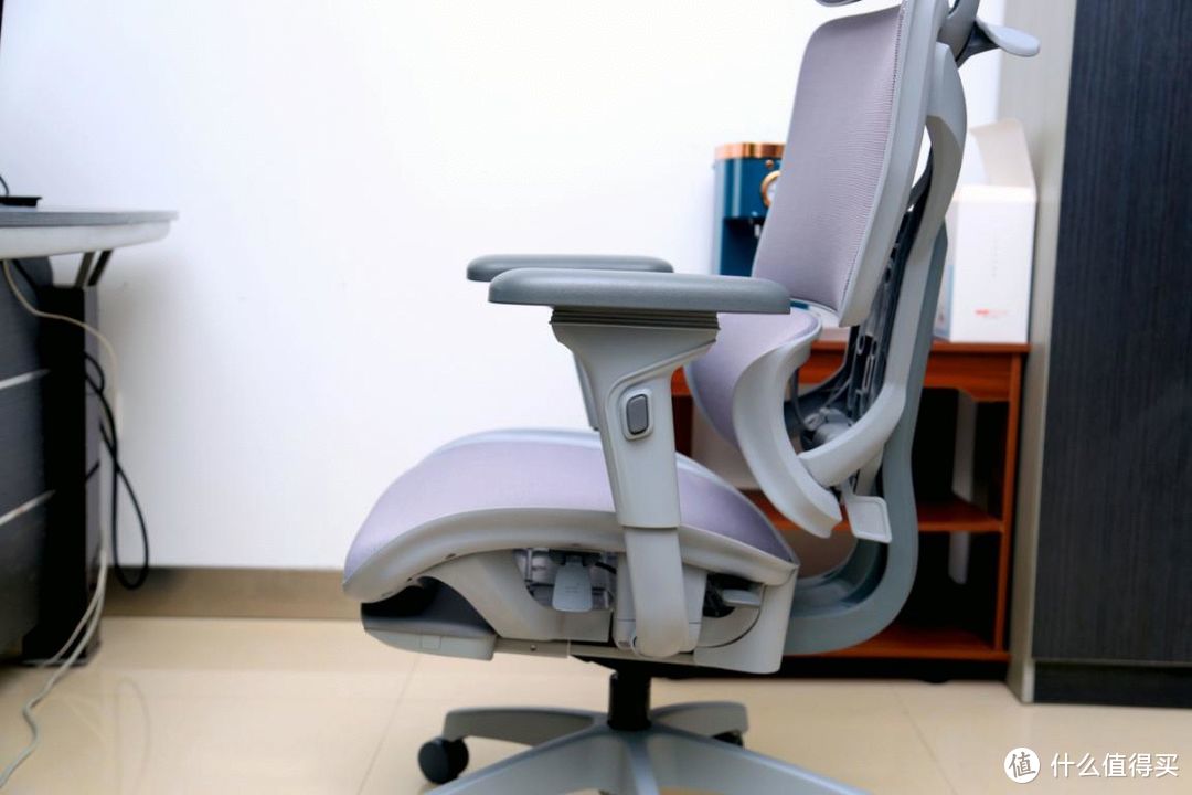 网易严选人体工学电脑椅扶手位最高位置