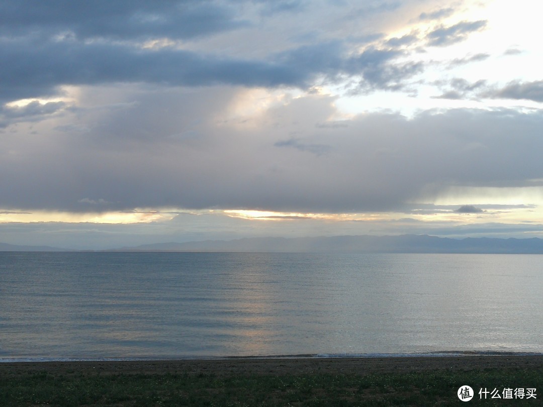 青海湖的日出很难得！