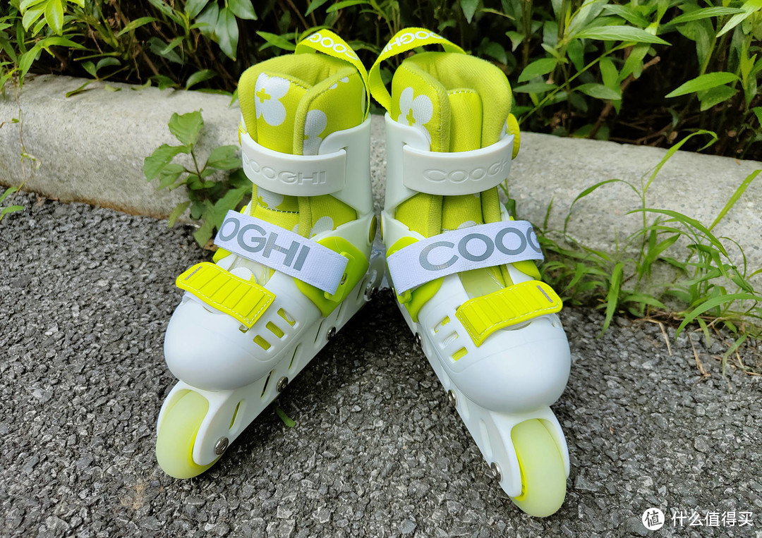酷骑3-7岁儿童轮滑鞋R2使用体验，初学者滑轮鞋，舒适安全首选！