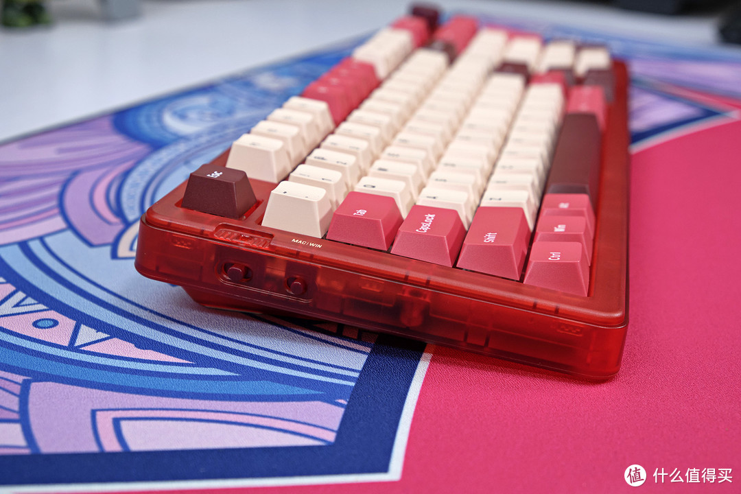 那一抹红色半透壳的风采，贱驴RS6士兵三模机械键盘分享