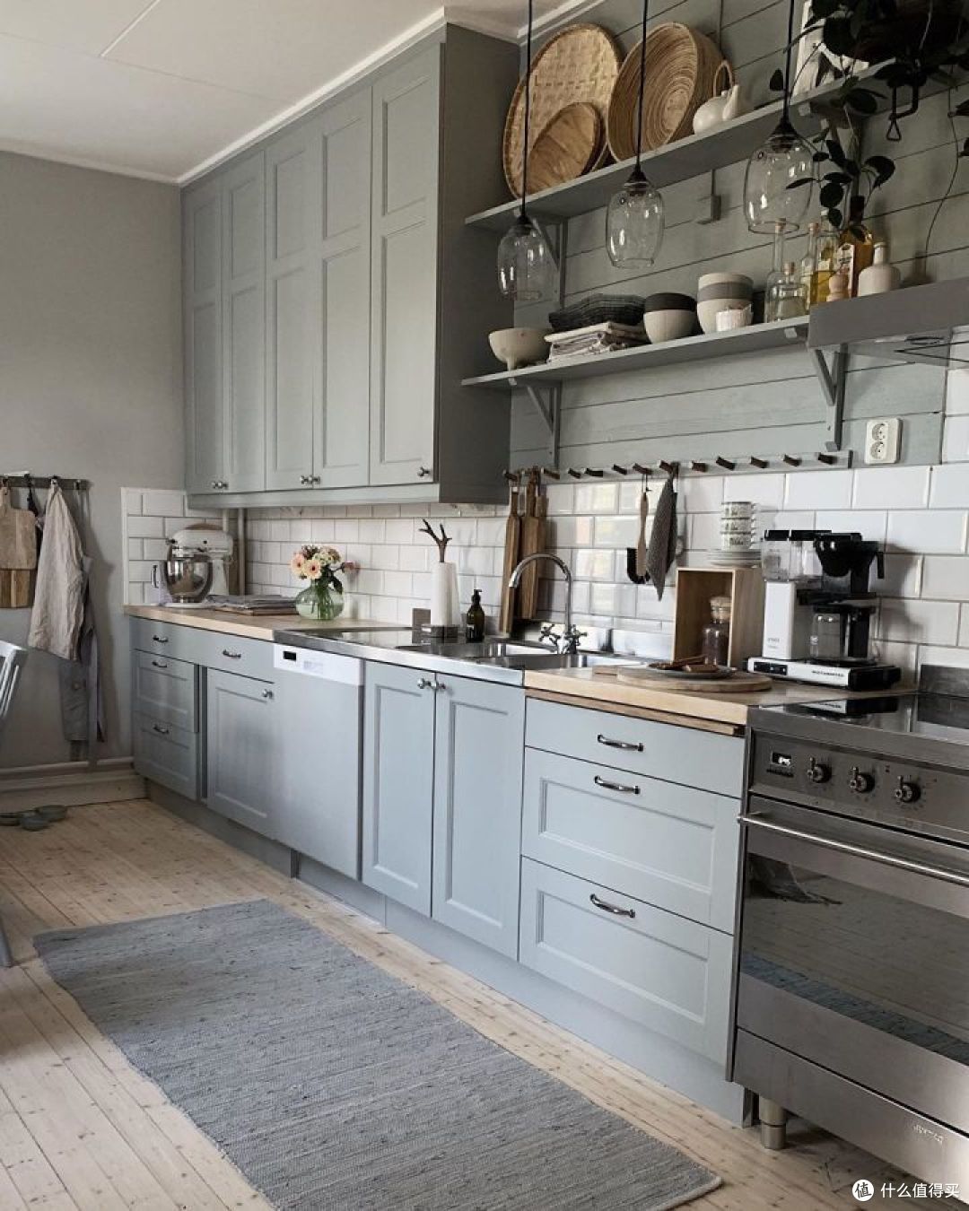 洗碗机洗一次碗耗时那么长，是否耗水又耗电？