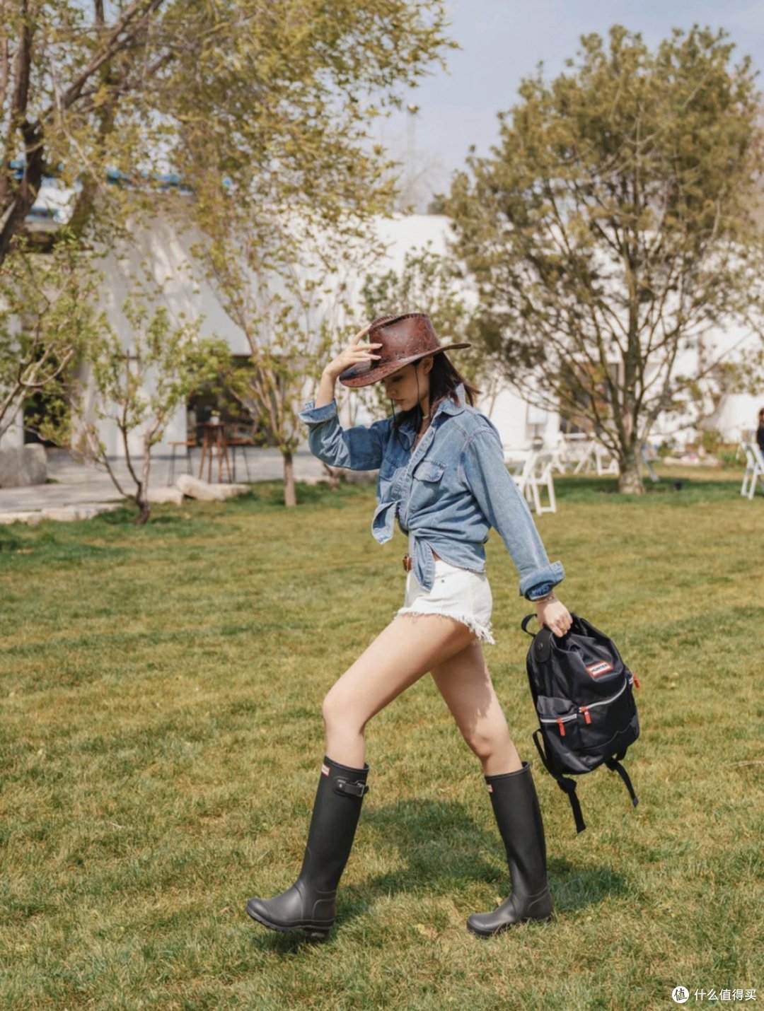 清纯小花赵今麦参加花少4,初恋感穿搭让我梦回《开端》