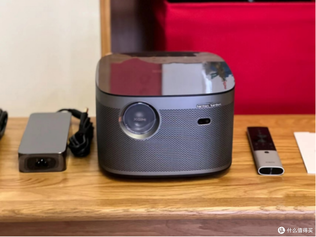 家用投影仪推荐：三款1080P投影仪对比一款4K投影仪，究竟谁更适合家用？