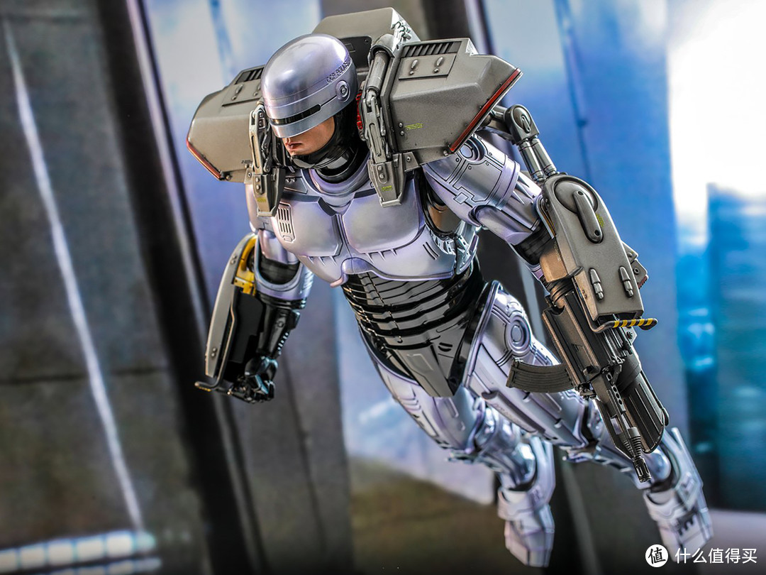 hottoys推出《机械战警3》机械战警可动人偶