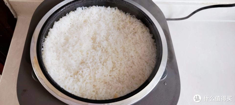 做香喷喷的米饭原来如此简单！苏泊尔远红外电饭煲做贴心小助手