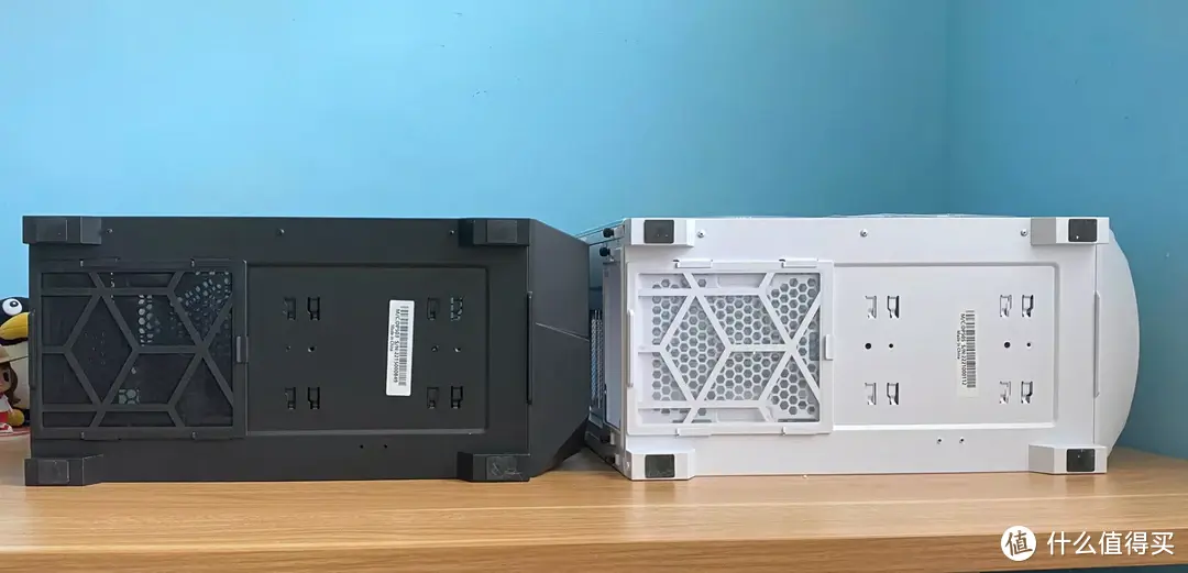  白色电脑好看还是黑色电脑好看？实际安装对比，一看便知