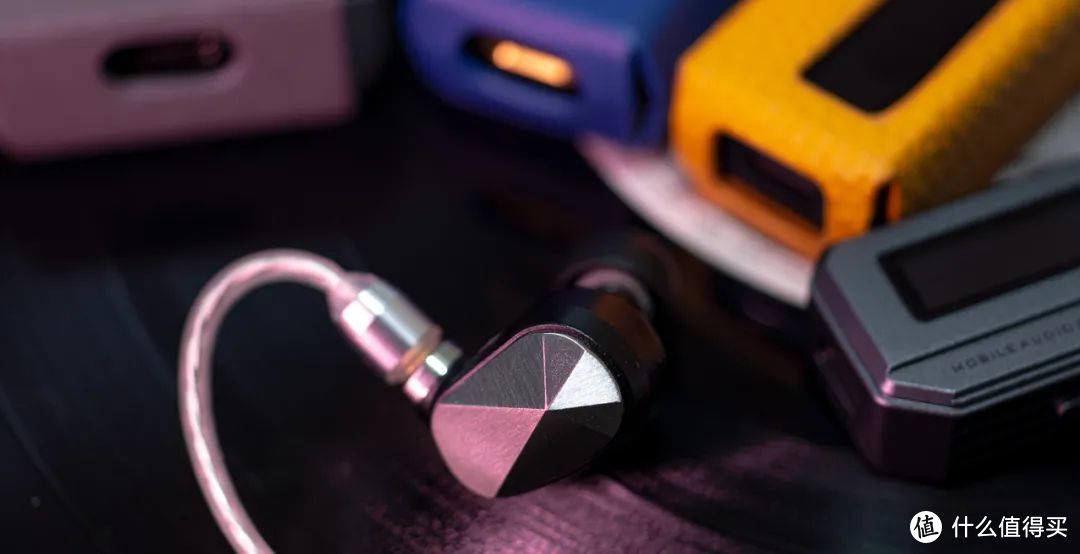 一篇关于Astell&Kern x Campfire Pathfinder圈铁耳塞的不正经分享