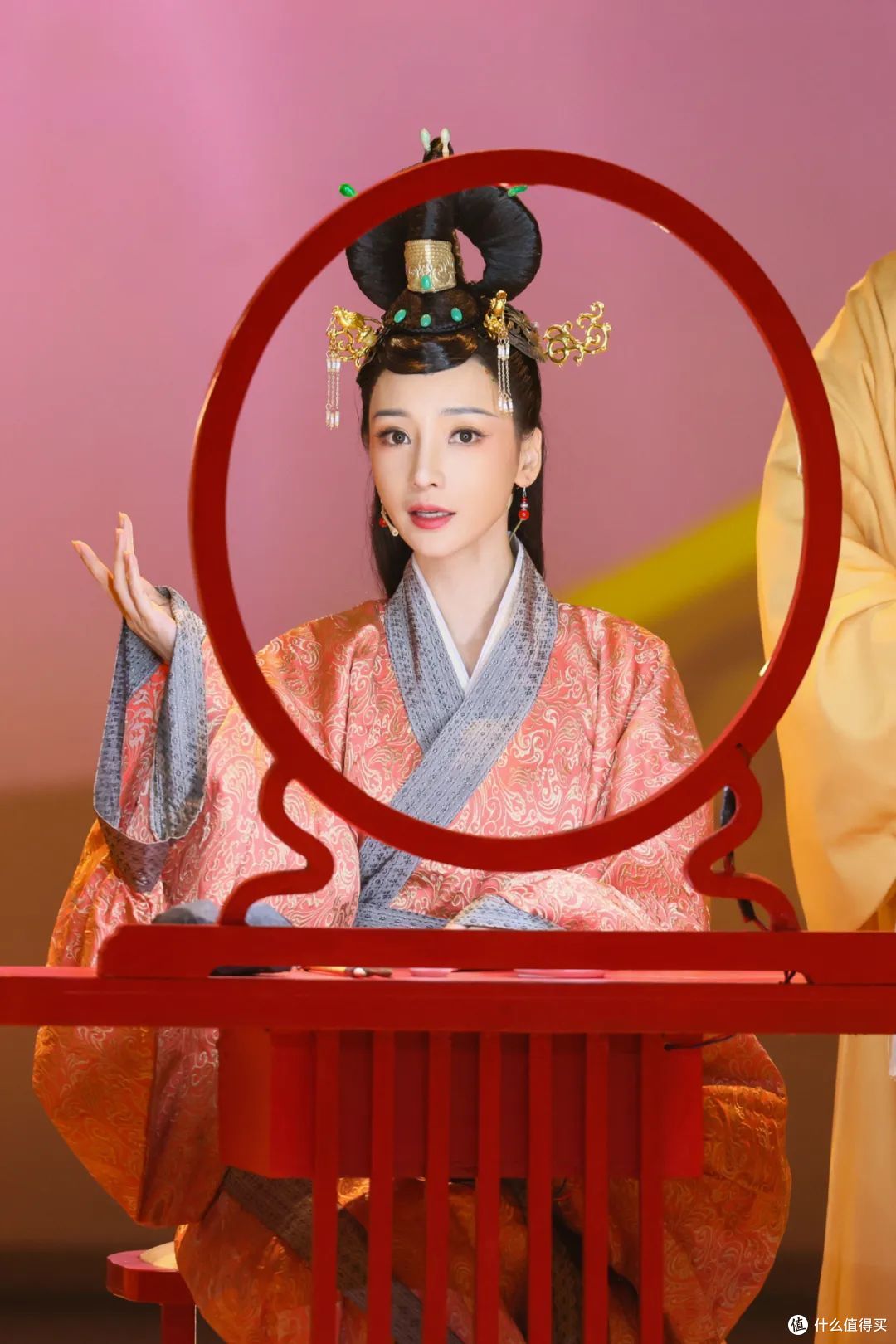 大制作!126人共同参与的汉服形制大秀究竟有什么看头?