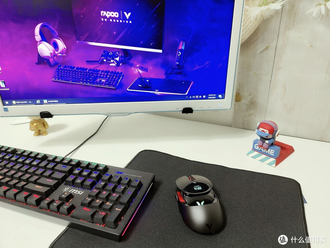 屏显双模，酷炫灯效——雷柏VT960S游戏鼠标让游戏更畅快！